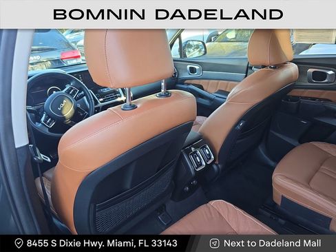 Used 2022 Kia Sorento SX Prestige w/ Rust Color Package image 13