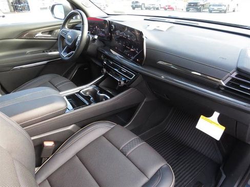 New 2026 Chevrolet Traverse High Country w/ LPO, Floor Liner Package image 13