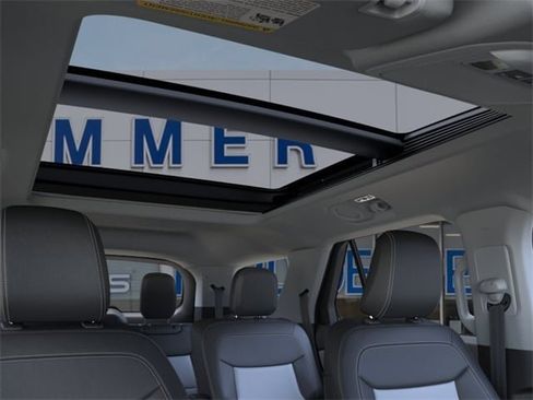 New 2023 Ford Explorer XLT w/ Equipment Group 202A image 39