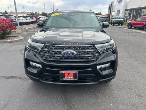 Used 2024 Ford Explorer XLT w/ Equipment Group 202A AWD/4WD image 2