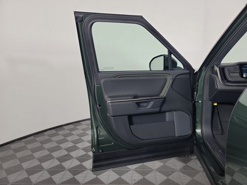 Used 2025 Rivian R1S Adventure AWD/4WD image 16