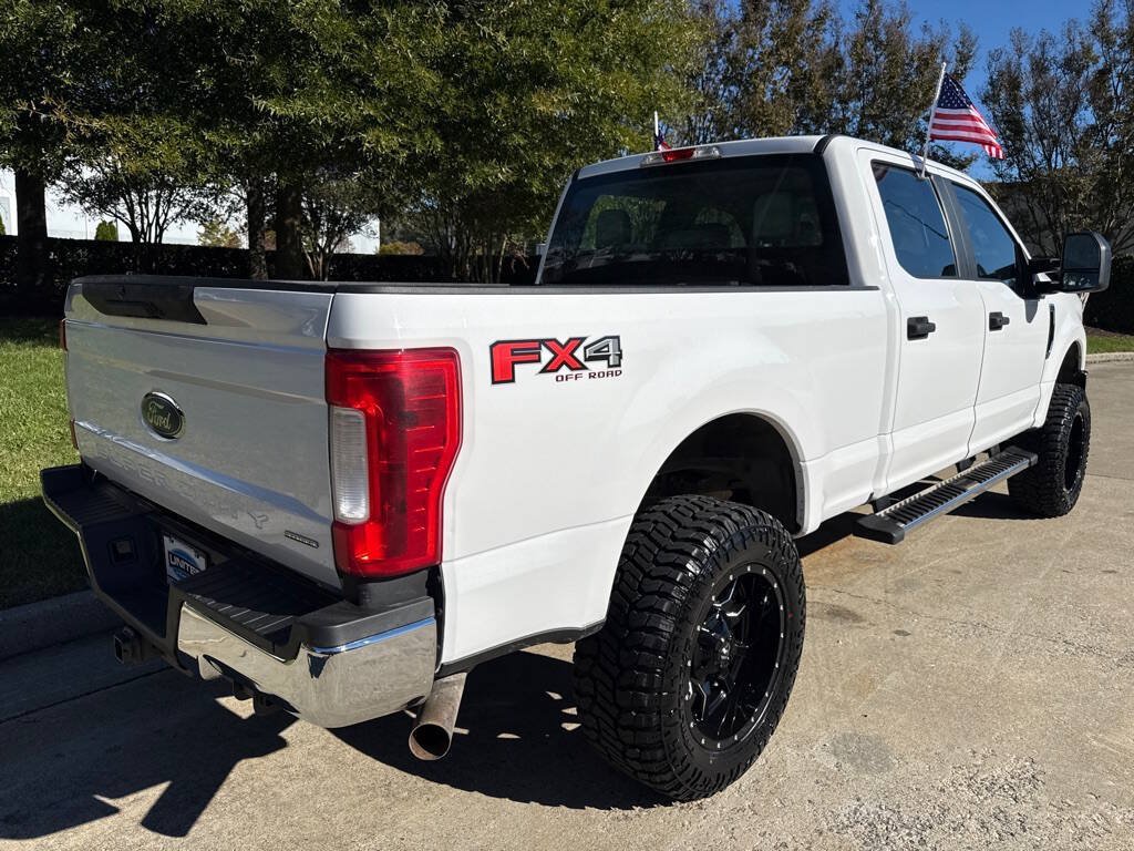 Used 2019 Ford F350 XL AWD/4WD image 3