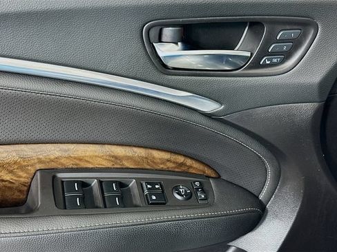 Used 2020 Acura MDX FWD w/ Technology Package image 17