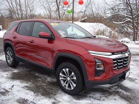 Used 2026 Chevrolet Equinox LT image 10