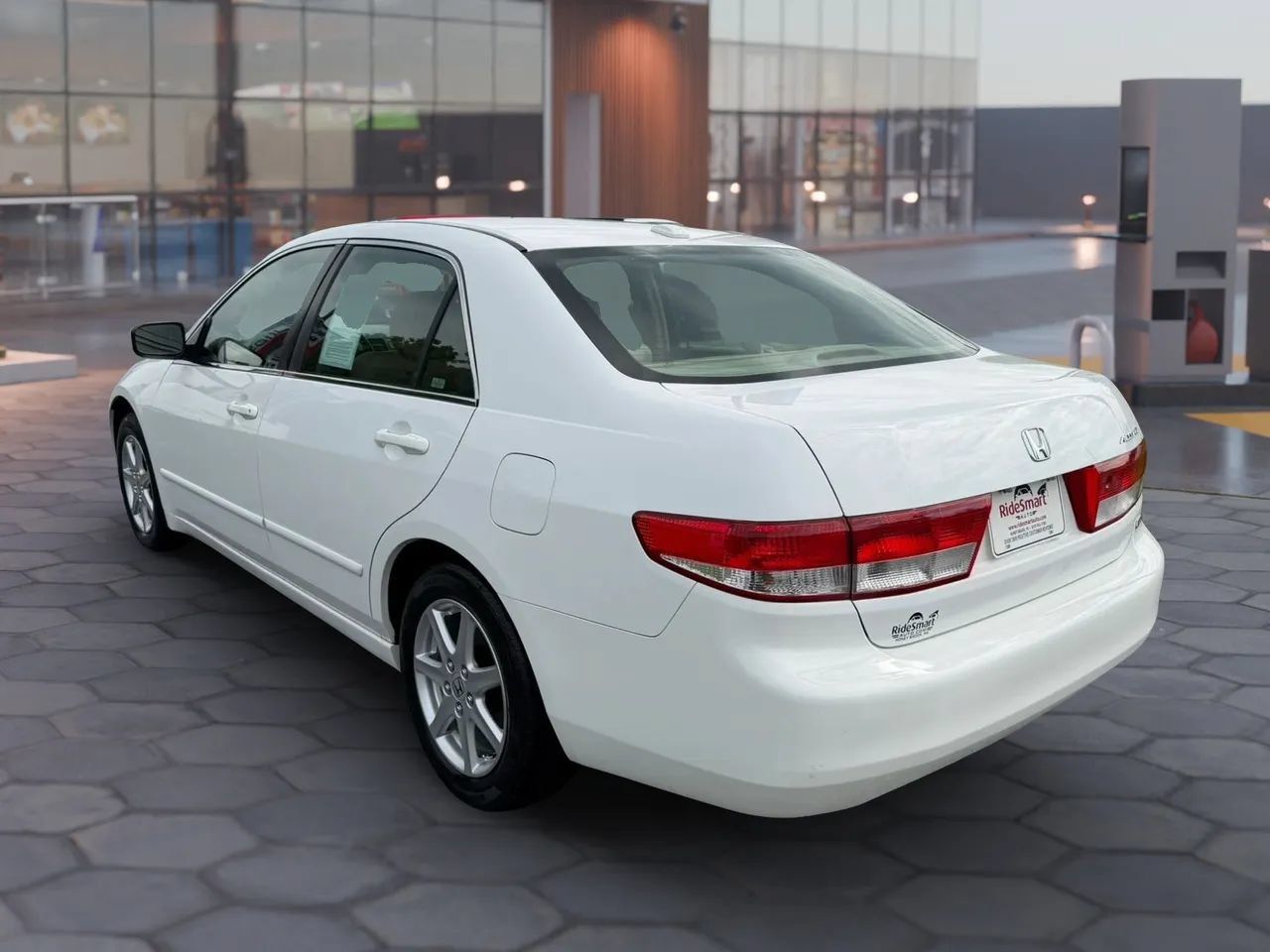 Used 2004 Honda Accord EX image 8
