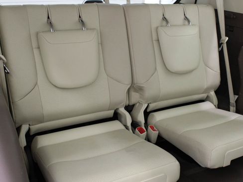 Used 2016 Lexus GX 460 w/ Premium Package AWD/4WD image 47