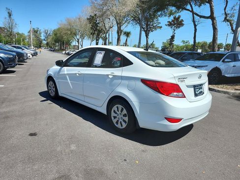 Used 2016 Hyundai Accent SE FWD image 3