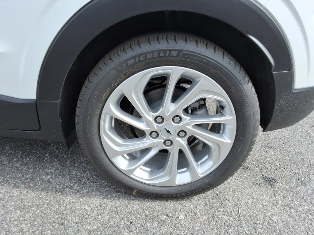 New 2027 Chevrolet Bolt LT FWD image 12
