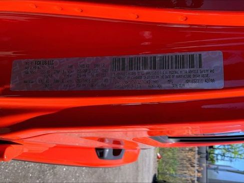 Used 2018 Jeep Wrangler Unlimited Sahara AWD/4WD image 36