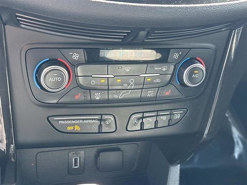 Used 2017 Ford Escape Titanium w/ Canadian Touring Package image 19