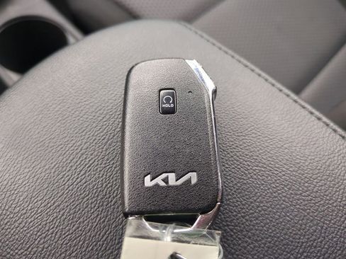 Used 2022 Kia Soul X-Line image 28