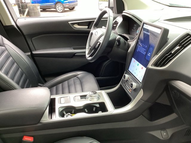 Used 2024 Ford Edge SEL w/ Convenience Package AWD/4WD image 20