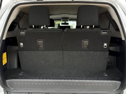 Used 2018 Toyota 4Runner SR5 RWD image 29
