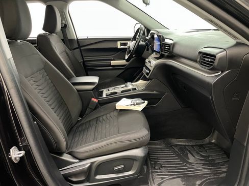 Used 2021 Ford Explorer XLT AWD/4WD image 37