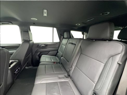 Used 2025 Chevrolet Tahoe LT AWD/4WD image 24
