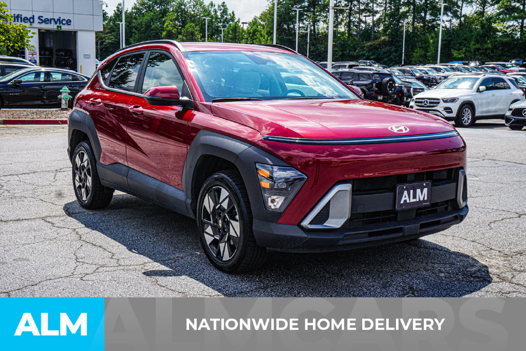 Used 2024 Hyundai Kona SEL AWD/4WD image 4