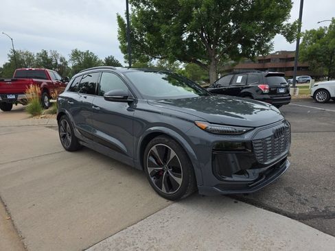 Used 2025 Audi SQ6 e-tron Prestige w/ Black Edition One AWD/4WD image 7