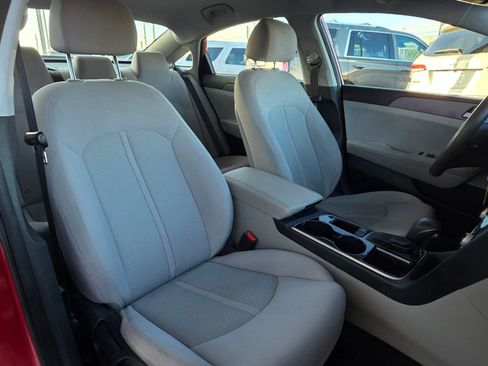 Used 2018 Hyundai Sonata SE FWD image 16