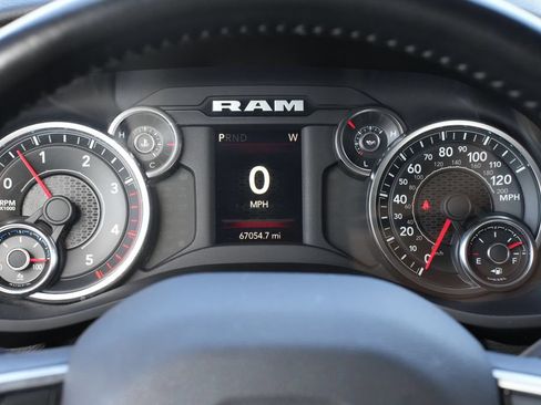 Used 2024 RAM 2500 Big Horn AWD/4WD image 9