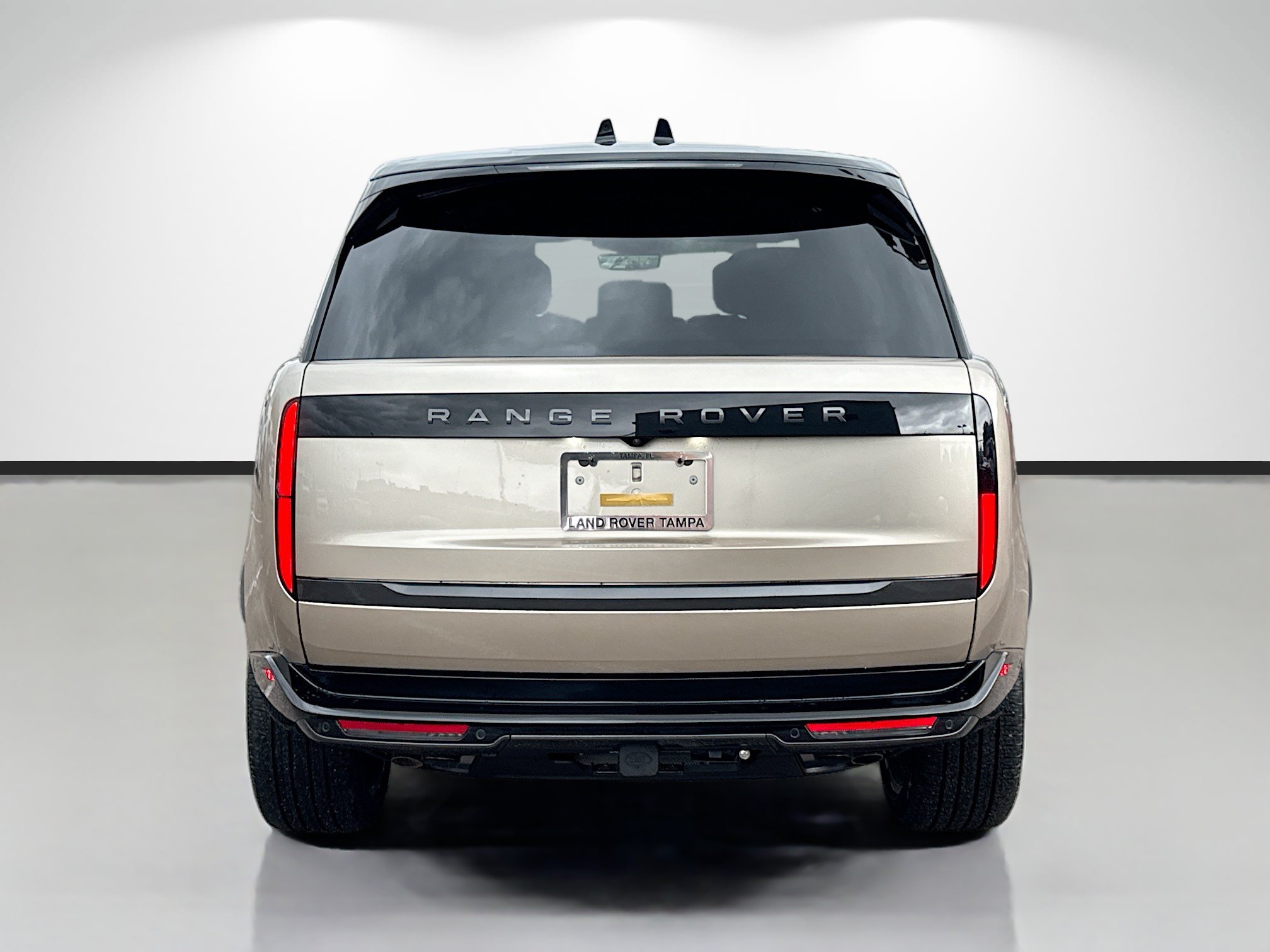 New 2026 Land Rover Range Rover Autobiography AWD/4WD image 4