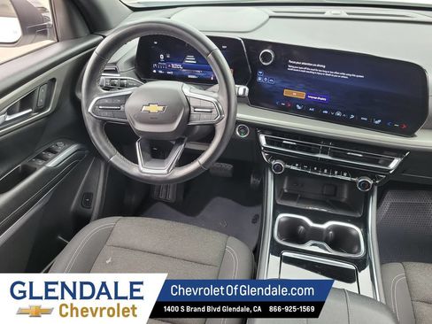 Certified 2024 Chevrolet Traverse LT AWD/4WD image 23