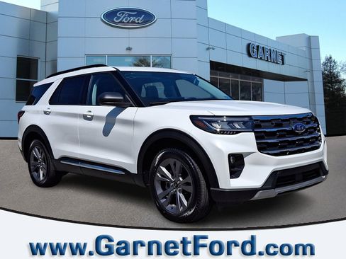 Certified 2025 Ford Explorer Active w/ Active Comfort Package AWD/4WD image 1