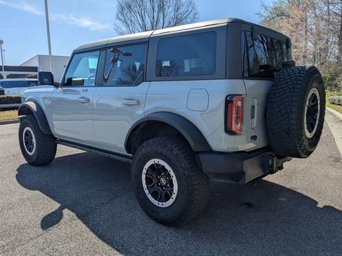 Used 2023 Ford Bronco Outer Banks w/ Sasquatch Package image 3