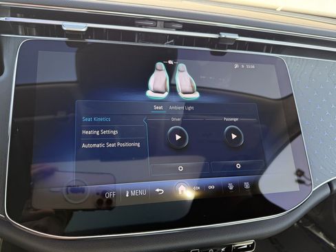 Used 2025 Mercedes-Benz E 350 Sedan image 13