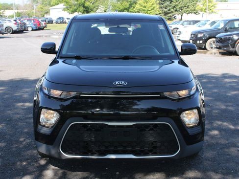 Used 2021 Kia Soul LX FWD image 2