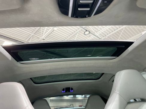 Used 2020 Porsche Panamera GTS image 31