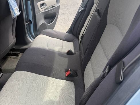 Used 2012 Chevrolet Cruze LS FWD image 12