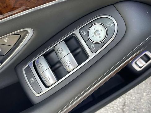 Used 2016 Mercedes-Benz S 600 image 21