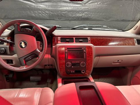 Used 2009 Chevrolet Silverado 3500 LTZ w/ LTZ Plus Package image 13