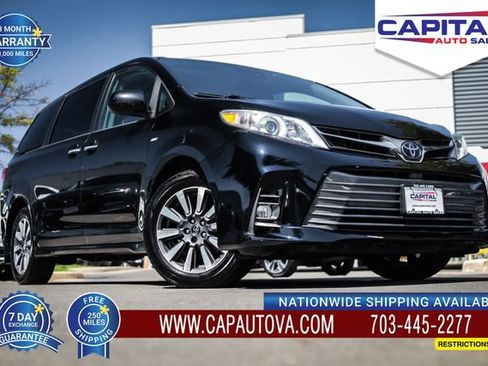 Used 2018 Toyota Sienna XLE w/ XLE Navigation Package AWD/4WD image 1
