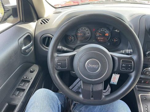 Used 2016 Jeep Patriot Sport w/ Power Value Group AWD/4WD image 17