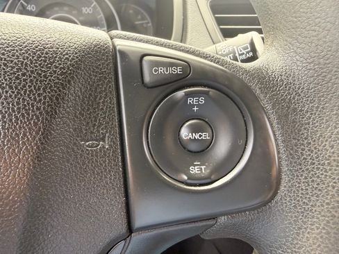 Used 2015 Honda CR-V LX image 16