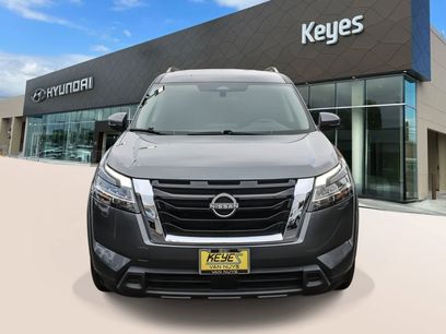 Used 2022 Nissan Pathfinder SV