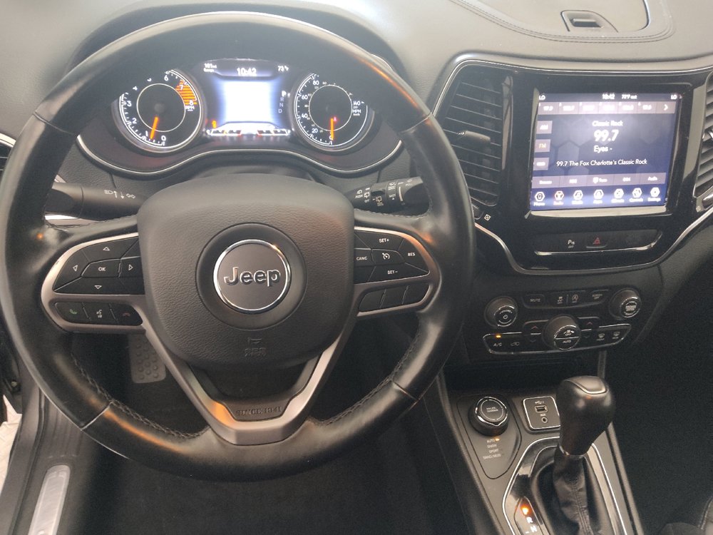 Used 2019 Jeep Cherokee Limited AWD/4WD image 22