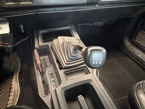 Used 1987 Jeep Cherokee 4WD 4-Door image 21