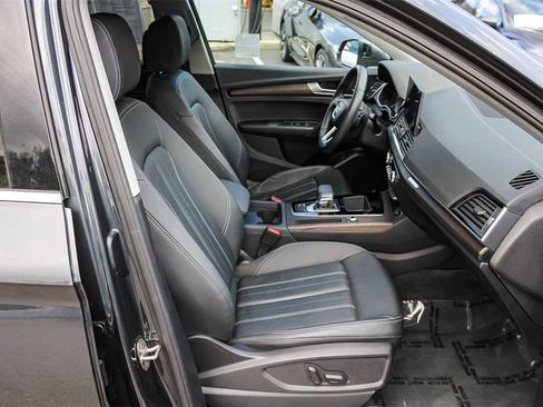 Used 2023 Audi Q5 2.0T Premium w/ Convenience Package image 18