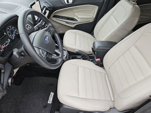 Used 2021 Ford EcoSport Titanium image 10