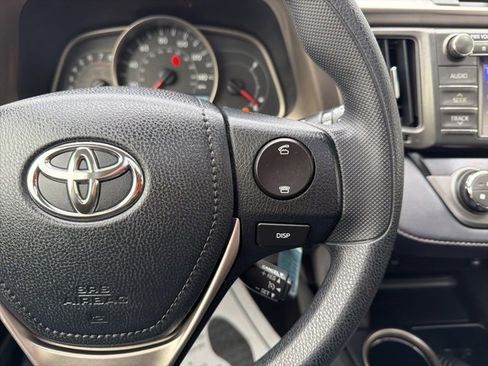 Used 2013 Toyota RAV4 XLE image 20