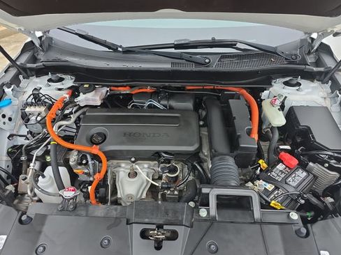 Used 2024 Honda CR-V Sport-L image 16