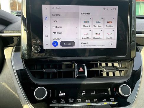 Used 2023 Toyota Corolla Cross L image 35