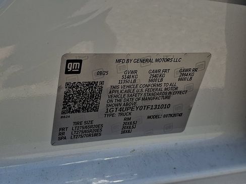 New 2026 GMC Sierra 2500 AT4 w/ AT4 Premium Plus Package AWD/4WD image 18