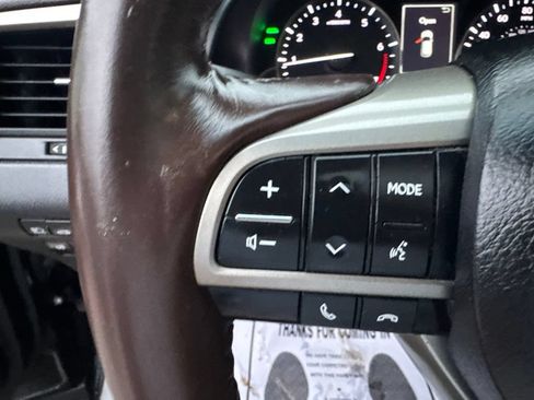 Used 2017 Lexus RX 350 AWD w/ Premium Package image 16
