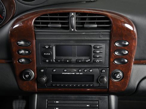 Used 2002 Porsche 911 Turbo AWD/4WD image 24