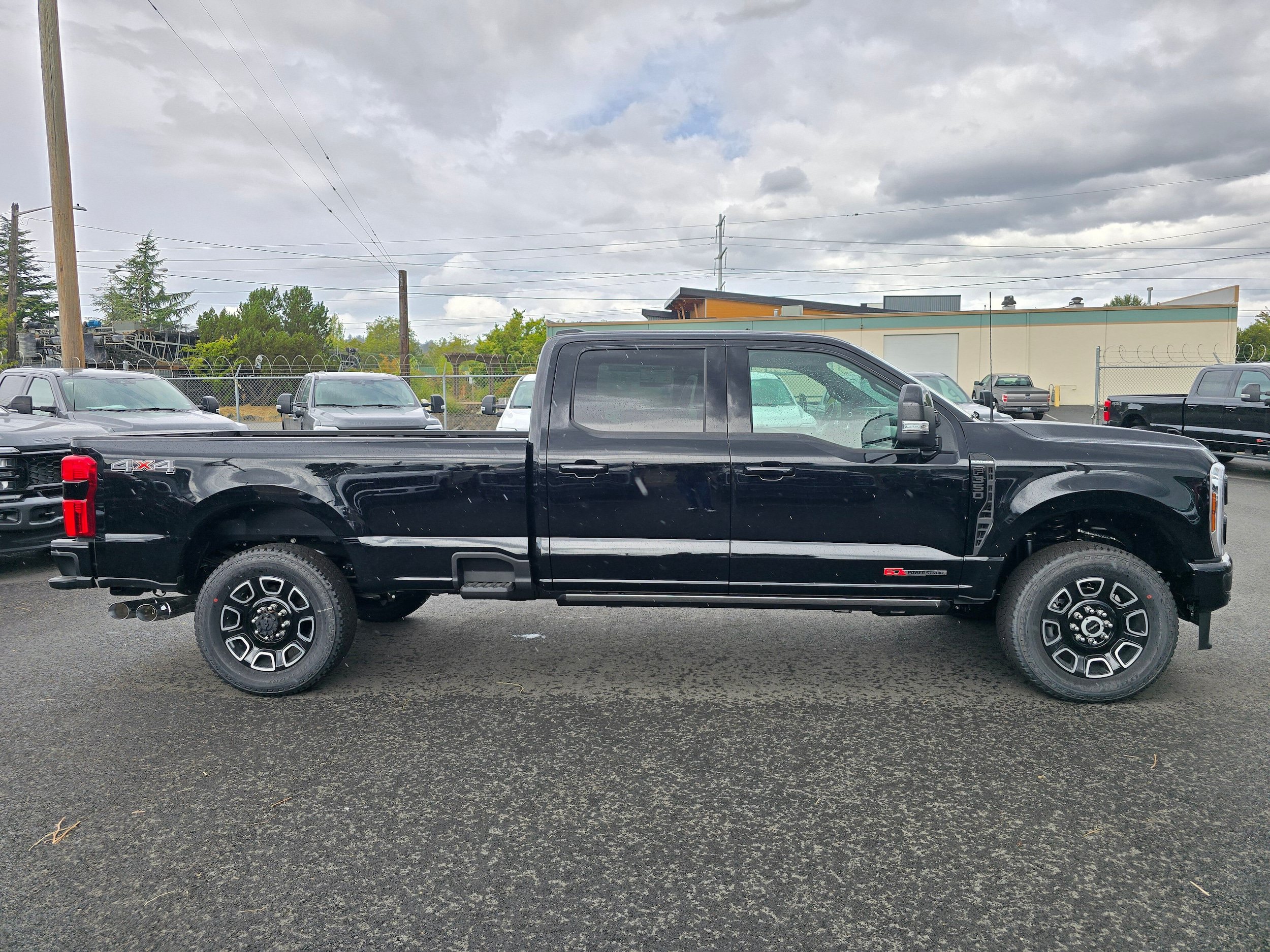 New 2026 Ford F350 Platinum AWD/4WD image 4