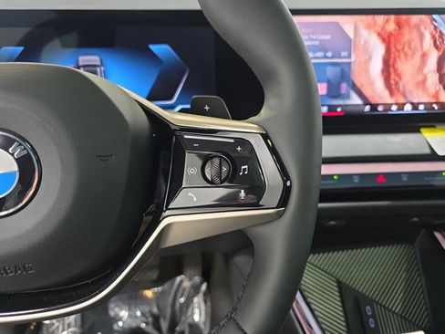 Certified 2025 BMW X3 xDrive30i image 15