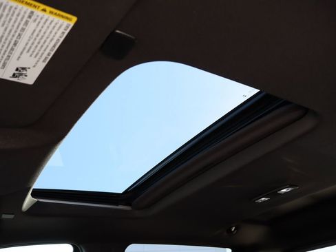 Certified 2022 Chevrolet Silverado 1500 High Country w/ High Country Premium Package image 24